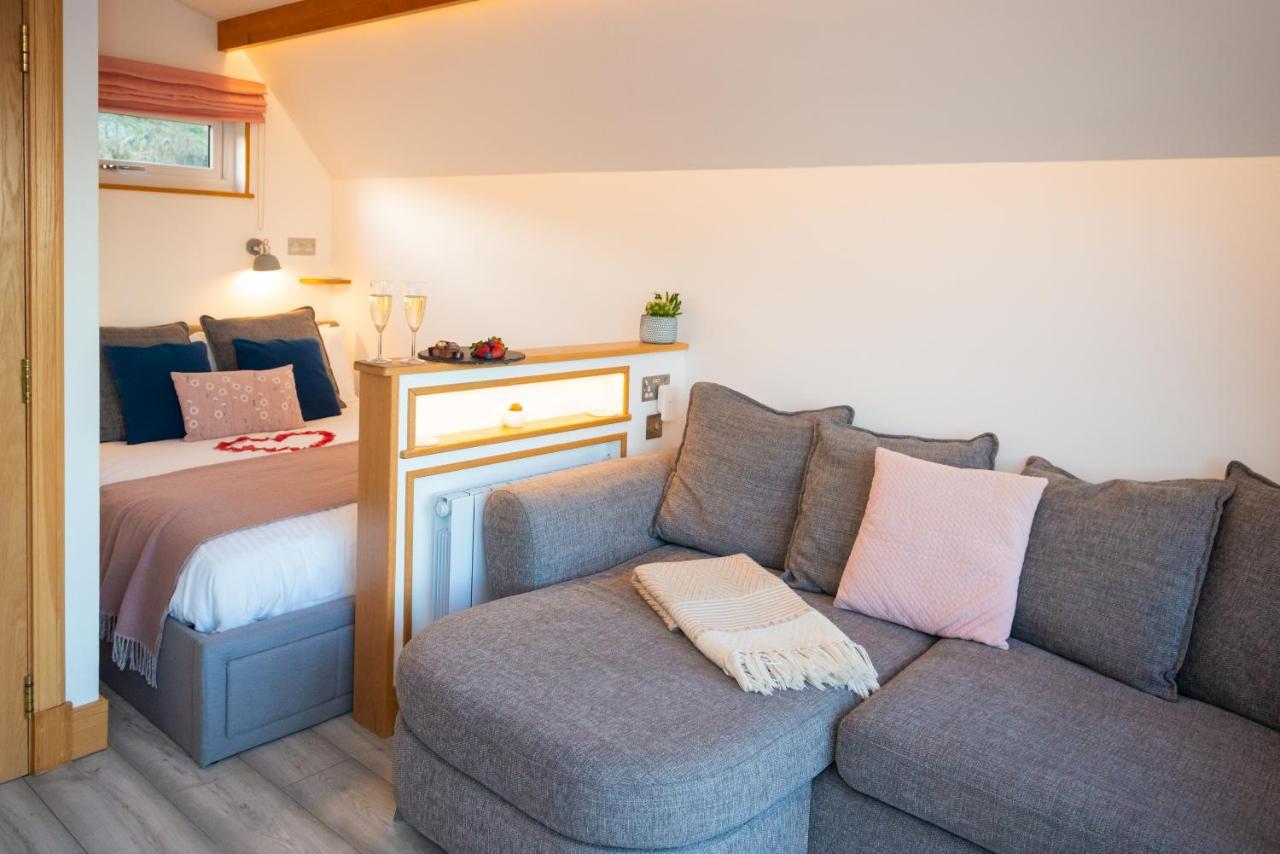 Bonnie Barns - Adults Only Luxury Lodges With Hot Tubs Лусс Екстер'єр фото